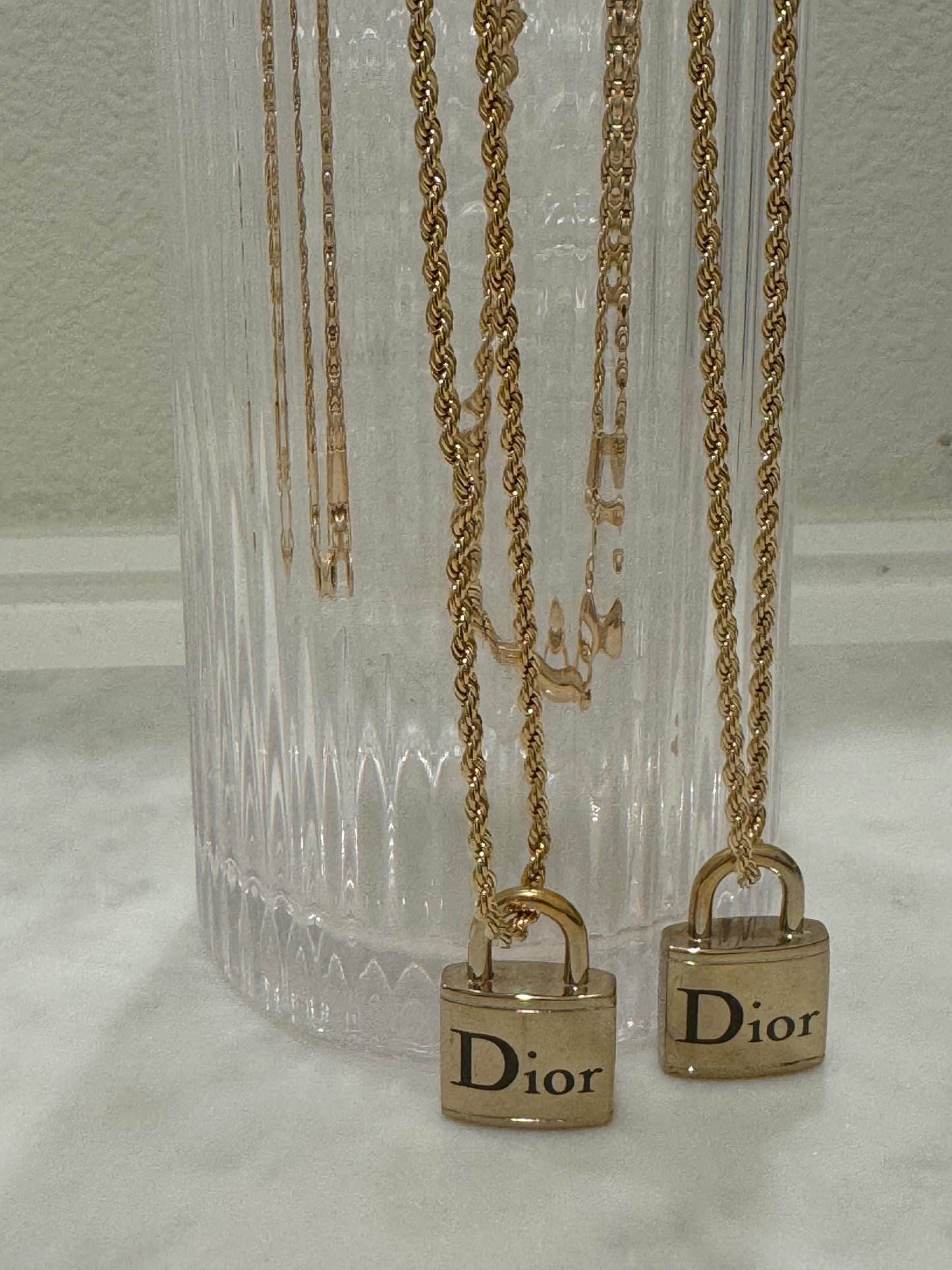 Lock Necklace Gold